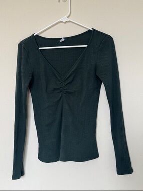 Women’s Old Navy Dark Green Ribbed V-Neck Long Sleeve Top Size Medium